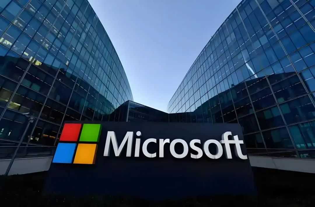 Microsoft’s Resurgence: Cloud and AI Partnerships Drive Growth and Shape Future Prospects